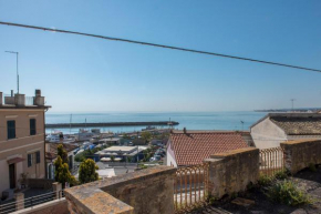 Numana, casa vista mare a 100mt dalla spiaggia - N097